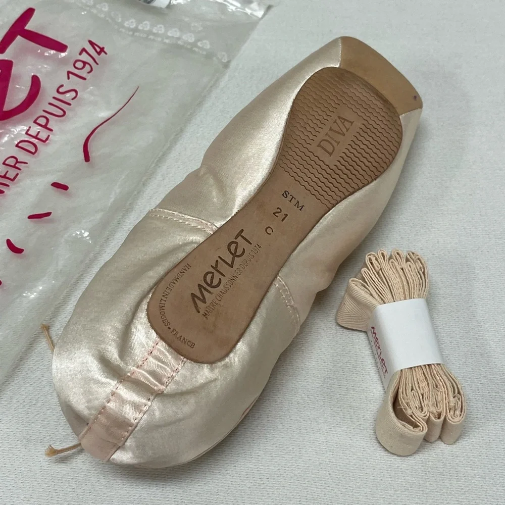 Merlet Ballerina Pointe Shoes 21 - Picture 4 of 6